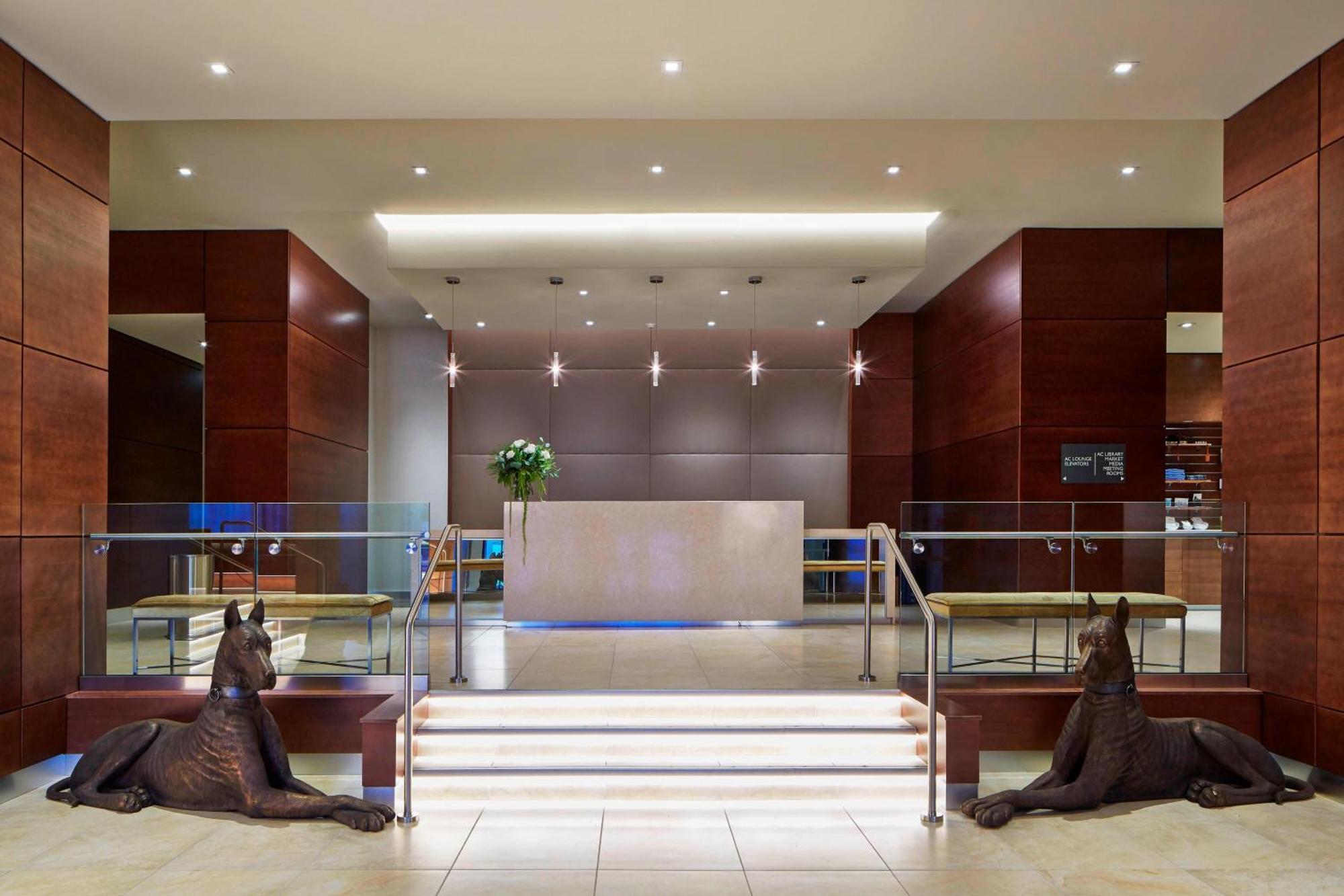 Ac Hotel By Marriott Des Moines East Village Exteriör bild